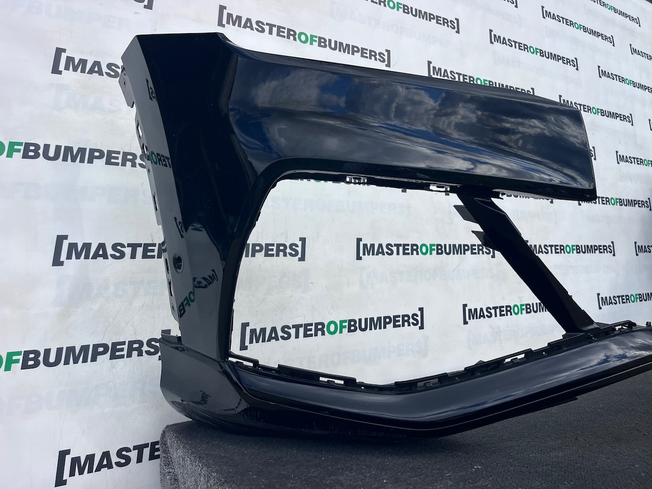Audi Q8 S Line Sq8 Black Edition Suv 2019-2023 Front Bumper 6 Pdc Genuine [a80]