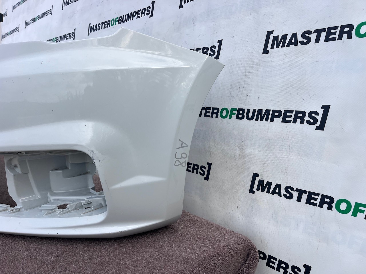 Audi A1 Se Lift Hatchback 2015-2018 Front Bumper No Pdc No Jets Genuine [a98]
