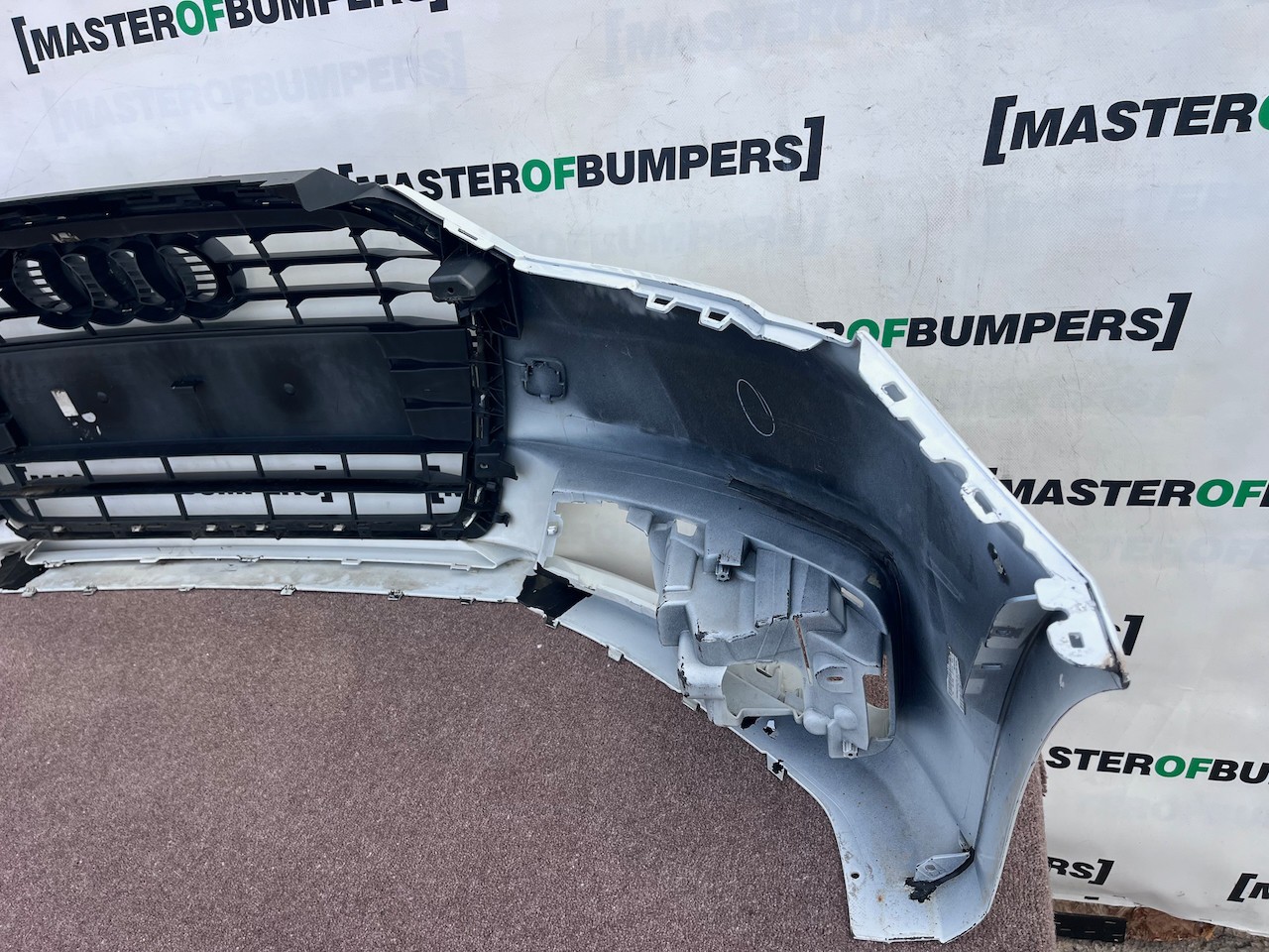 Audi A1 Se Lift Hatchback 2015-2018 Front Bumper No Pdc No Jets Genuine [a98]
