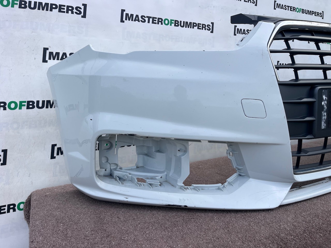 Audi A1 Se Lift Hatchback 2015-2018 Front Bumper No Pdc No Jets Genuine [a98]