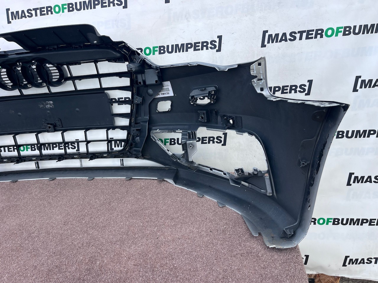 Audi A3 Se Hatchback 8v 2013-2016 Front Bumper 4 Pdc Jets Genuine [a117]