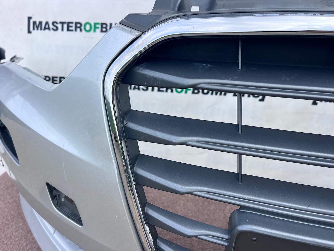 Audi A3 Se Hatchback 8v 2013-2016 Front Bumper 4 Pdc Jets Genuine [a117]