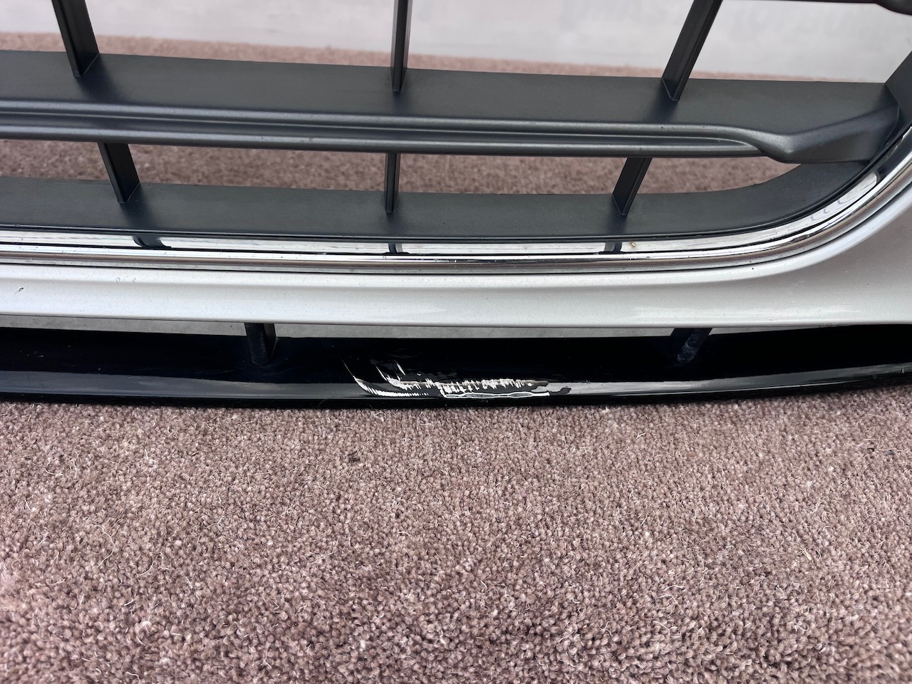 Audi A3 Se Hatchback 8v 2013-2016 Front Bumper 4 Pdc Jets Genuine [a117]