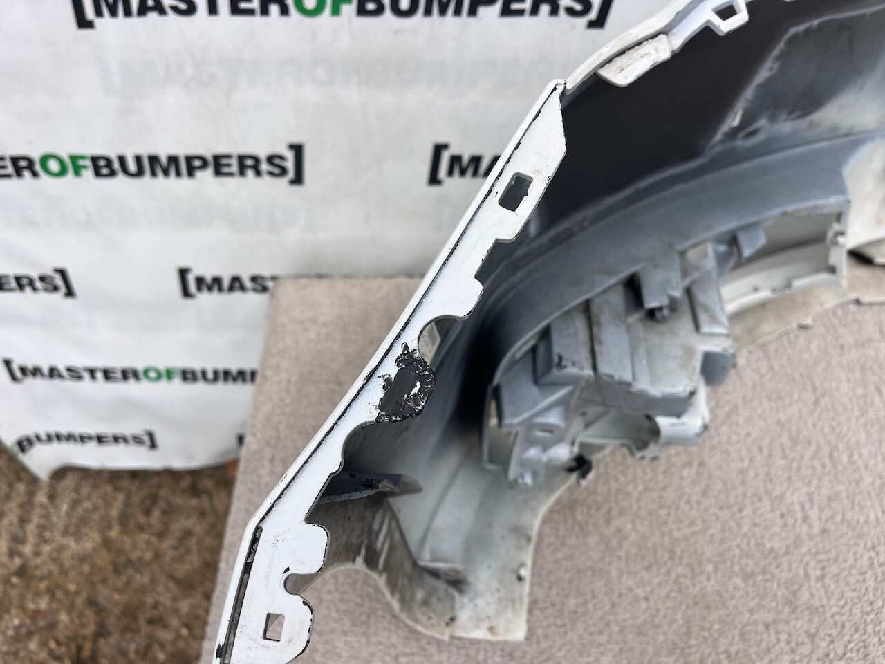 Audi A1 Se Basic Mk1 Lift Hatchback 2015-2018 Front Bumper No Pdc Genuine [a794]