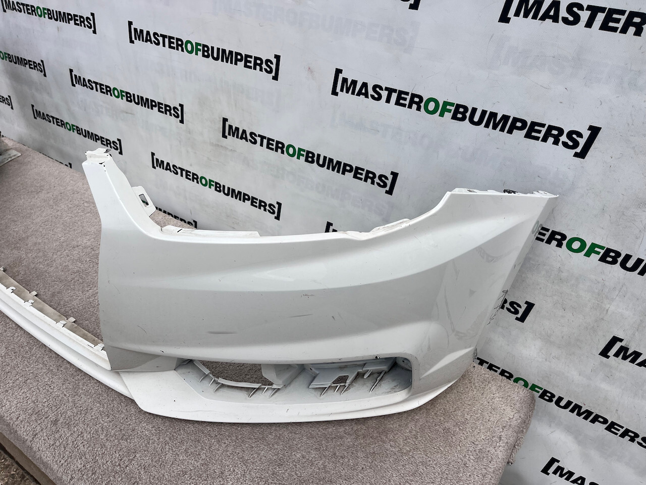 Audi A1 Se Basic Mk1 Lift Hatchback 2015-2018 Front Bumper No Pdc Genuine [a794]