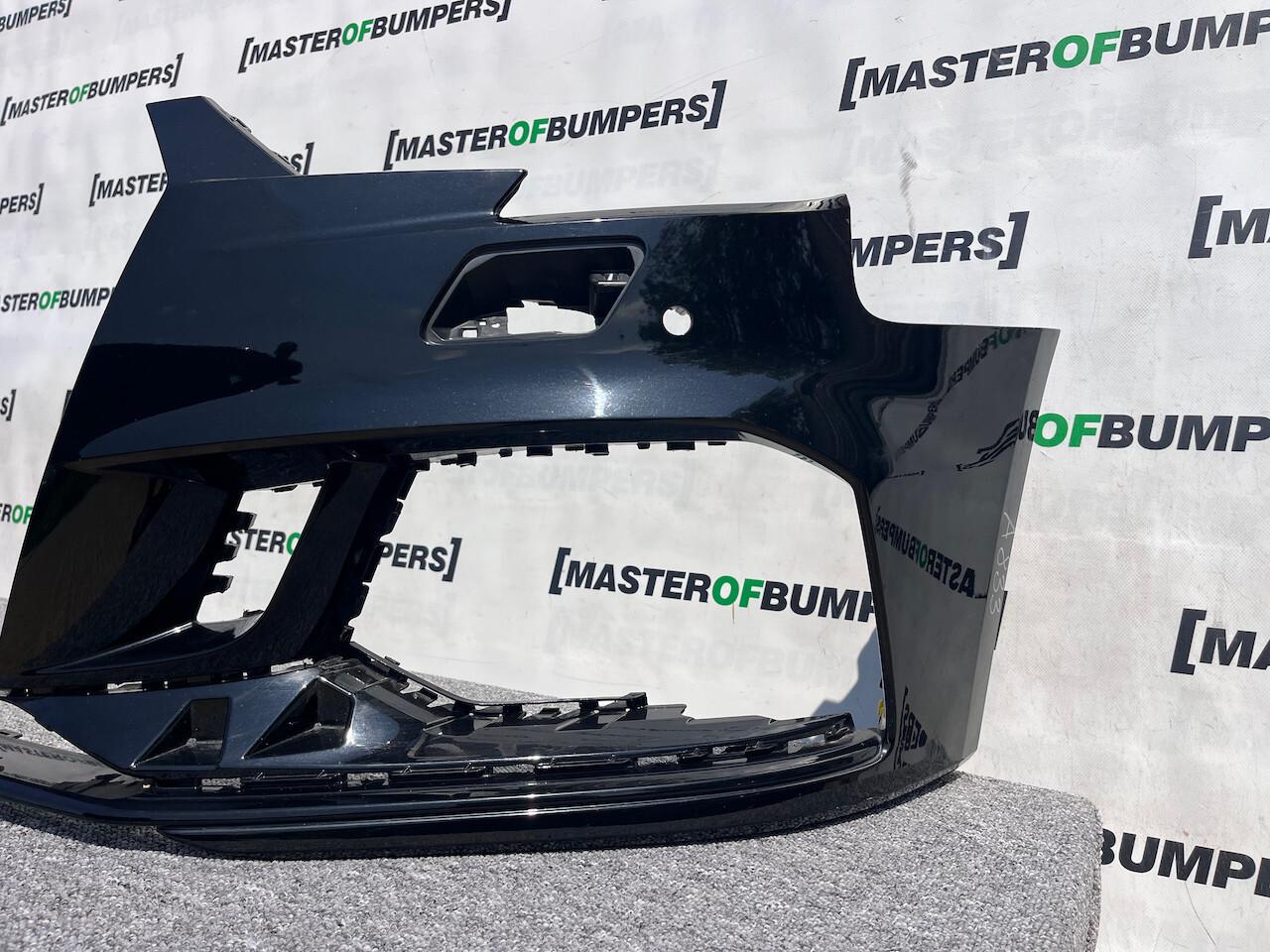 Audi Rs3 Hatchback 8v Lift 2016-2019 Front Bumper 4 Pdc Genuine [a833]