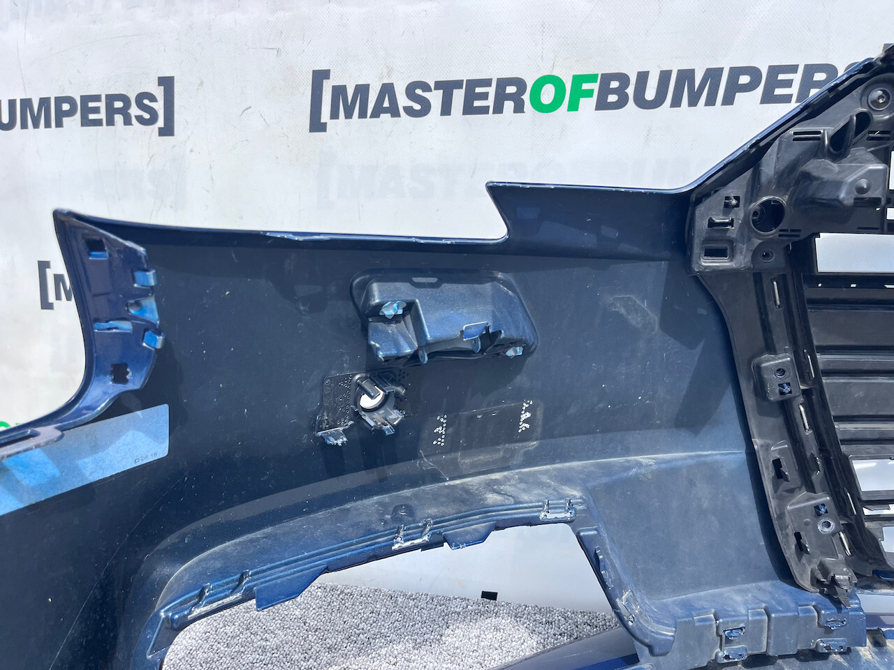 Audi A3 Se Hatchback Face Lift 2016-2019 Front Bumper 4 Pdc Genuine [a820]