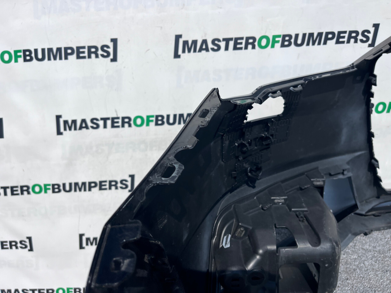 Audi A1 S Line Lift Hatchback 2015-2018 Front Bumper 4 Pdc +jets Genuine [a841]