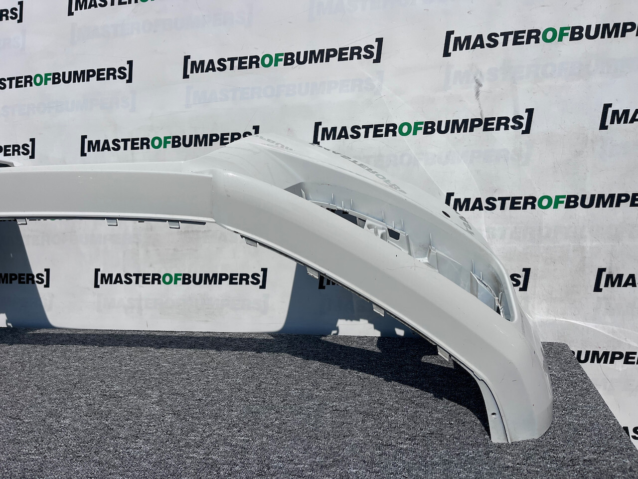 Audi A1 Se Lift Hatchback 2015-2018 Front Bumper 4 Pdc No Jets Genuine [a830]