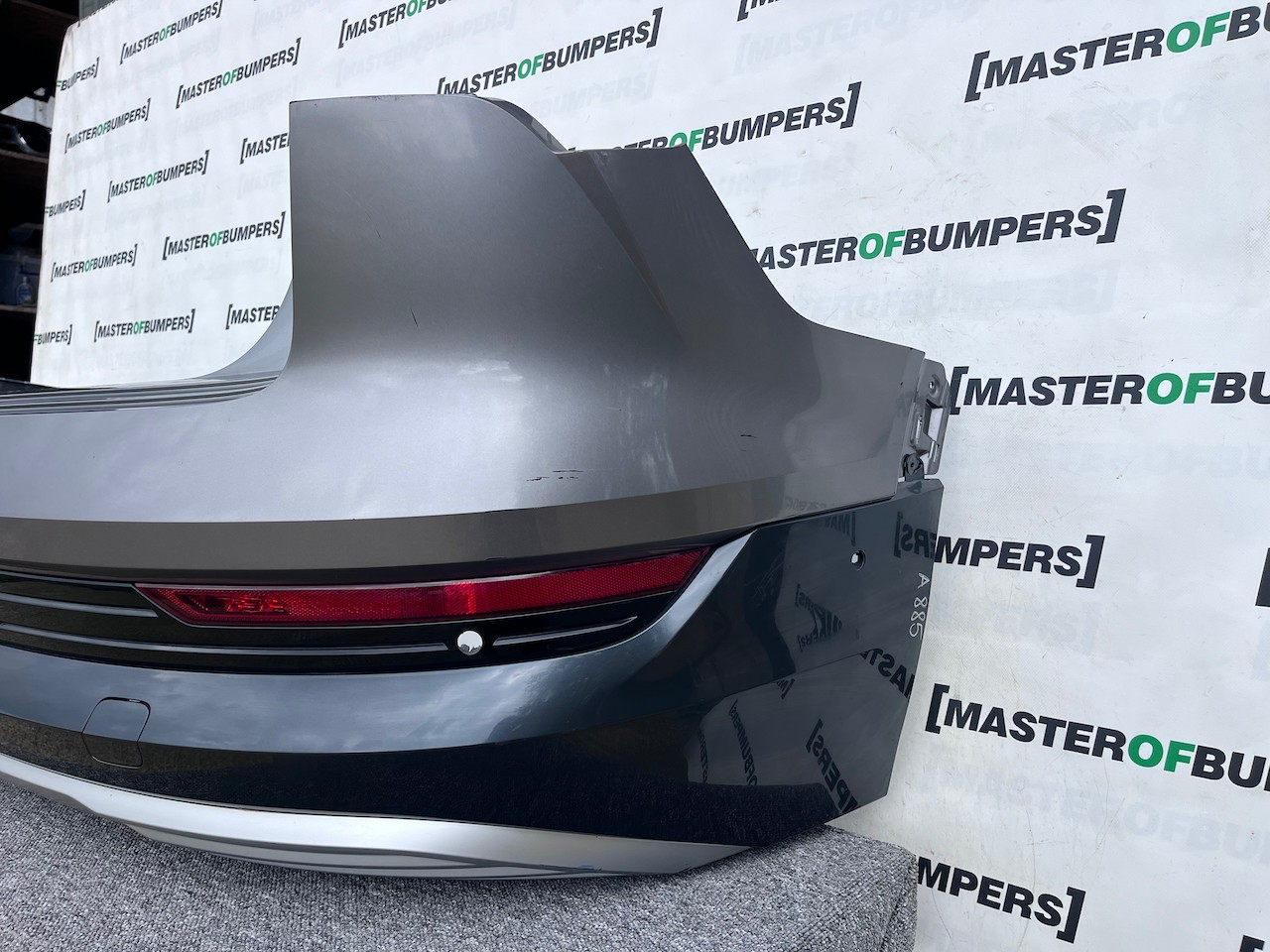 Audi Etron E-tron S Line Quattro 2019-2023 Rear Bumper 6 Pdc Genuine [a885]