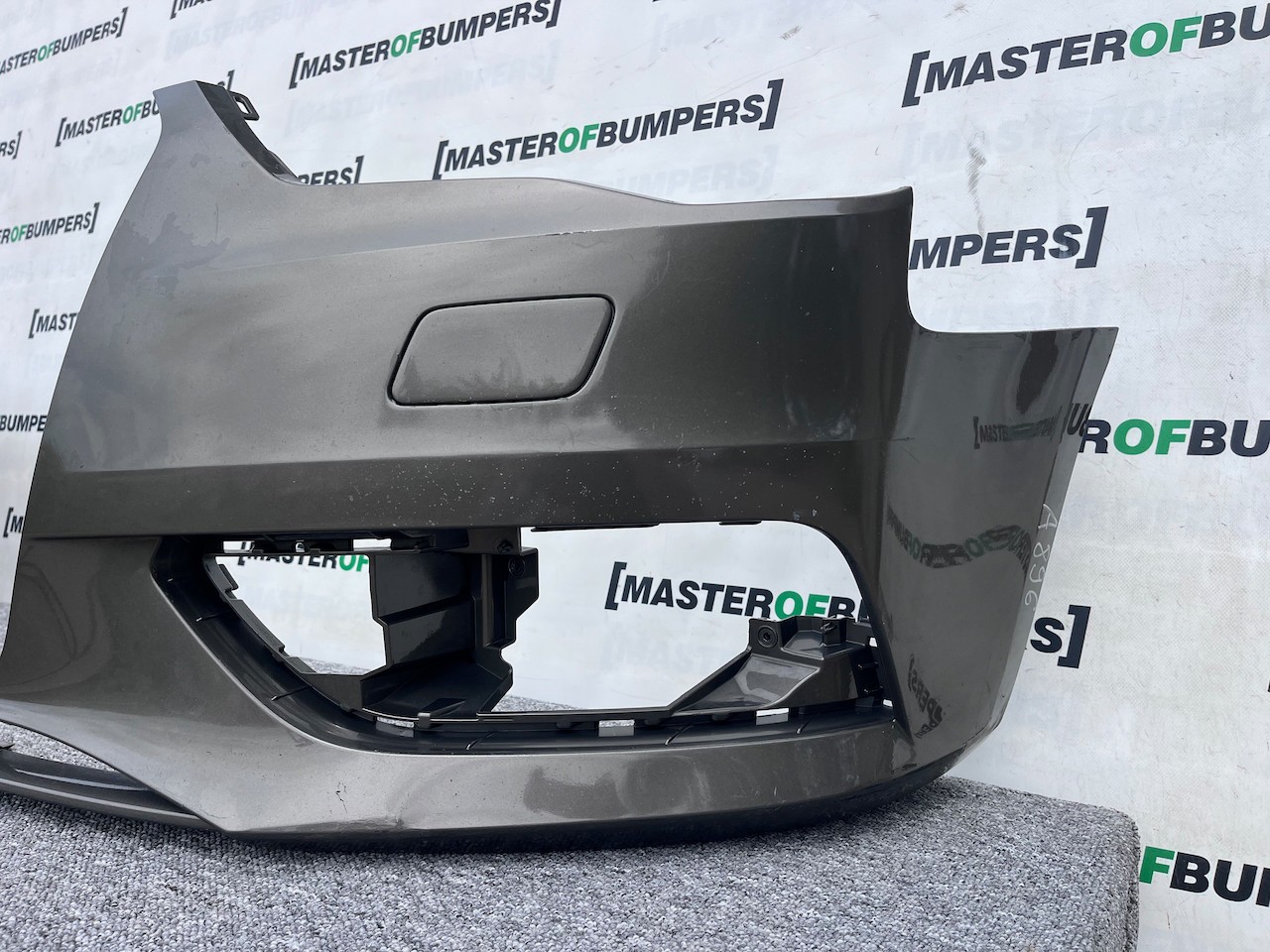 Audi A3 Se Hatchback 2012-2015 Front Bumper No  Pdc +jets Genuine [a896]