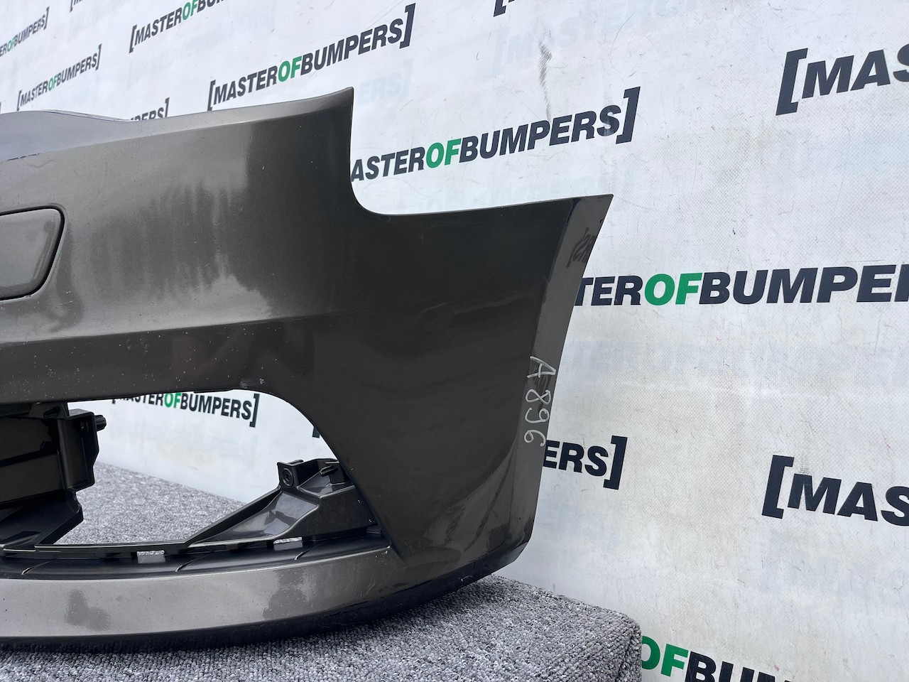 Audi A3 Se Hatchback 2012-2015 Front Bumper No  Pdc +jets Genuine [a896]