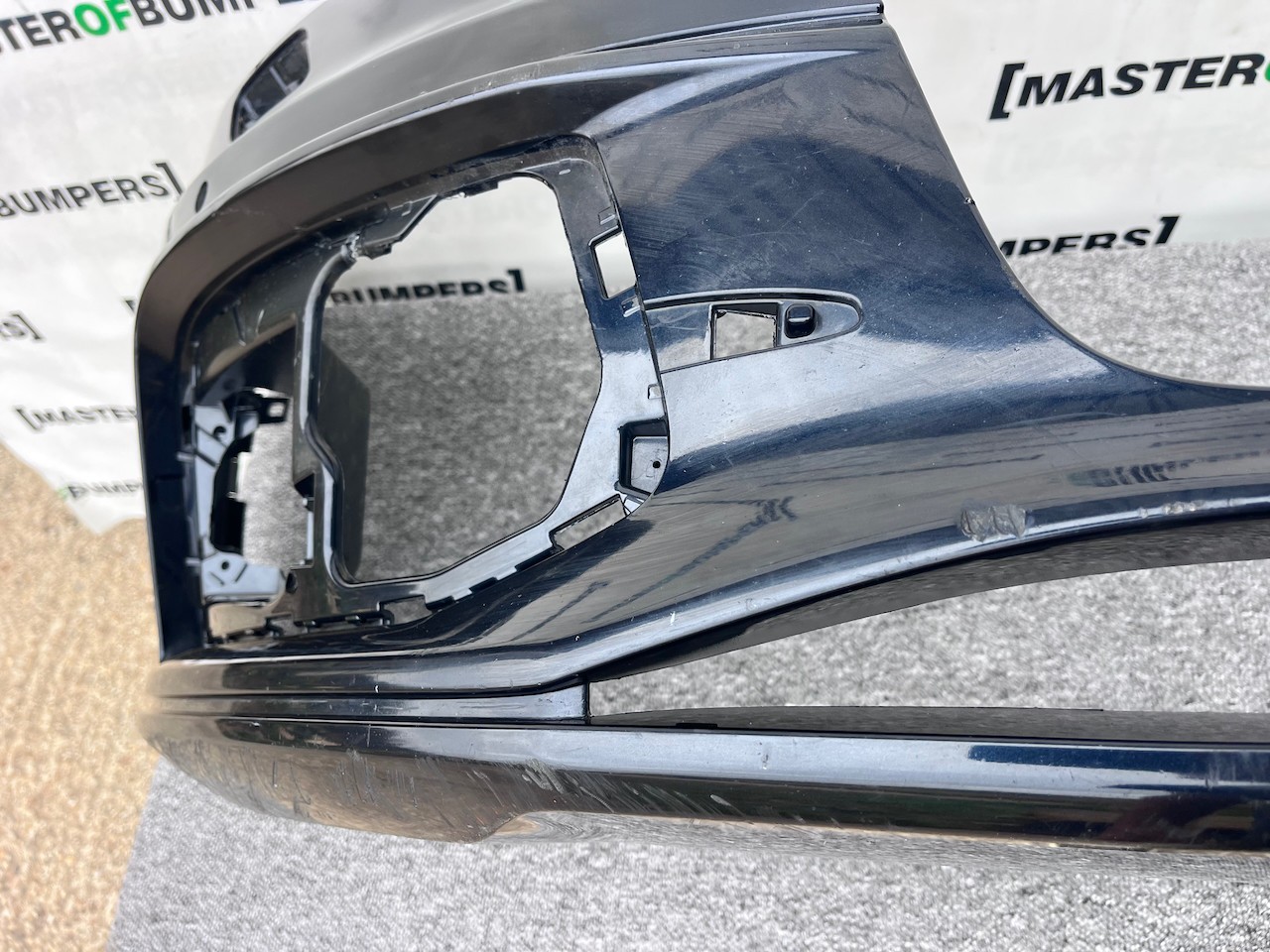 Audi Q3 S-line Suv 2011-2014 Front Bumper 6 Pdc Genuine [a902]