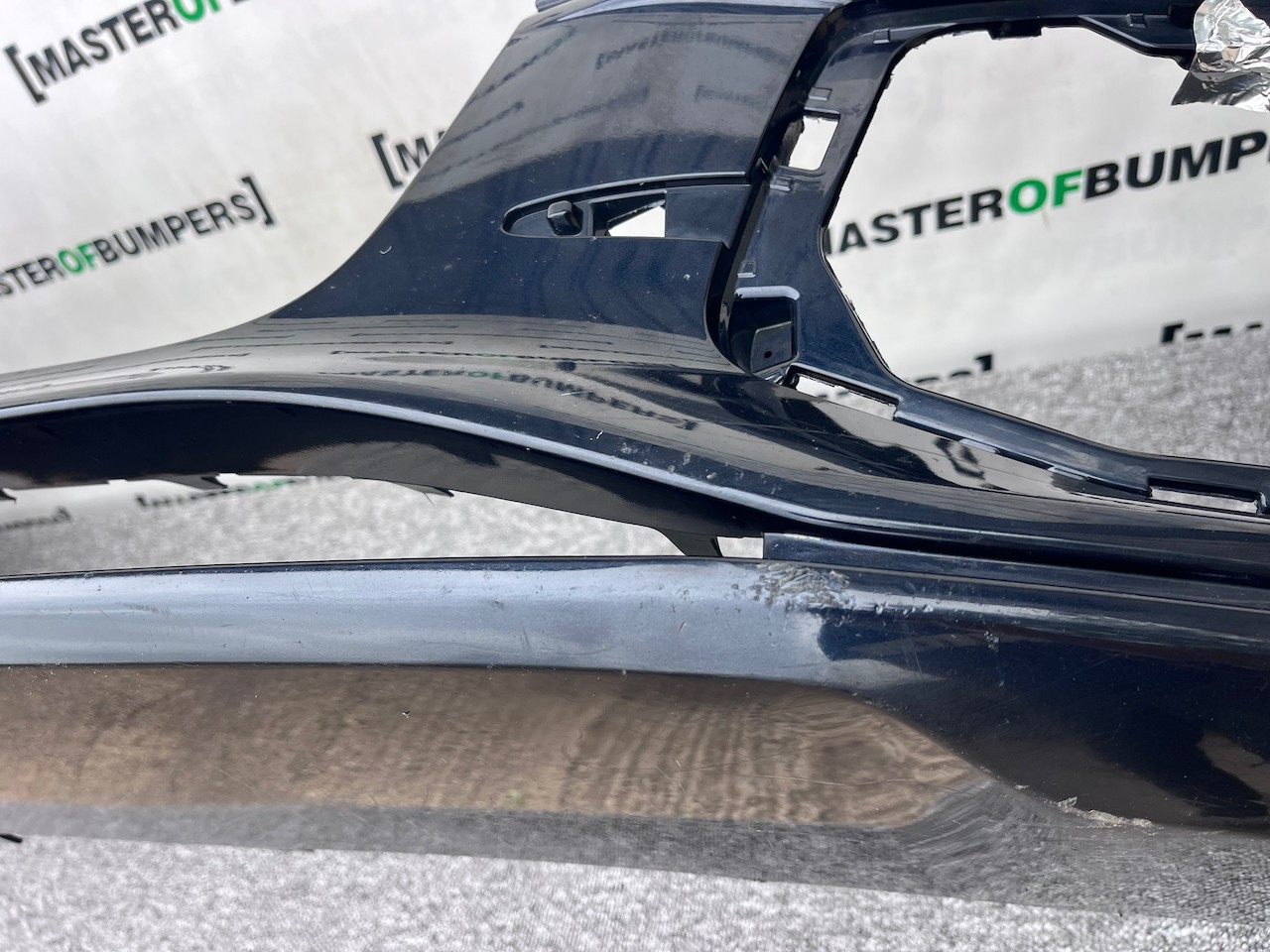 Audi Q3 S-line Suv 2011-2014 Front Bumper 6 Pdc Genuine [a902]