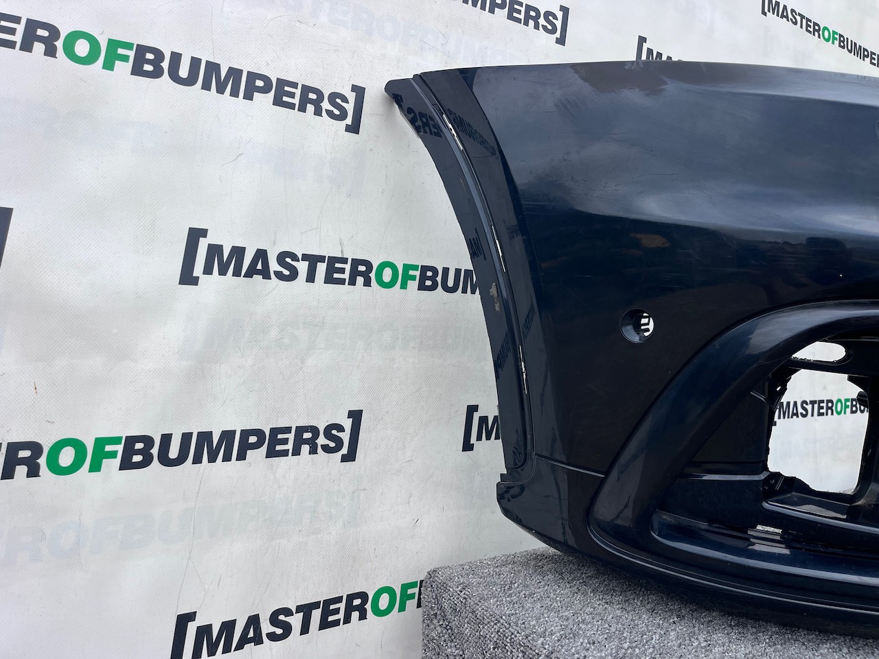 Audi Q3 S-line Suv 2011-2014 Front Bumper 6 Pdc Genuine [a902]