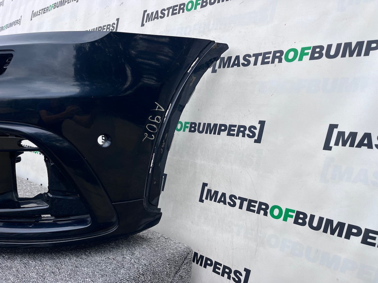 Audi Q3 S-line Suv 2011-2014 Front Bumper 6 Pdc Genuine [a902]