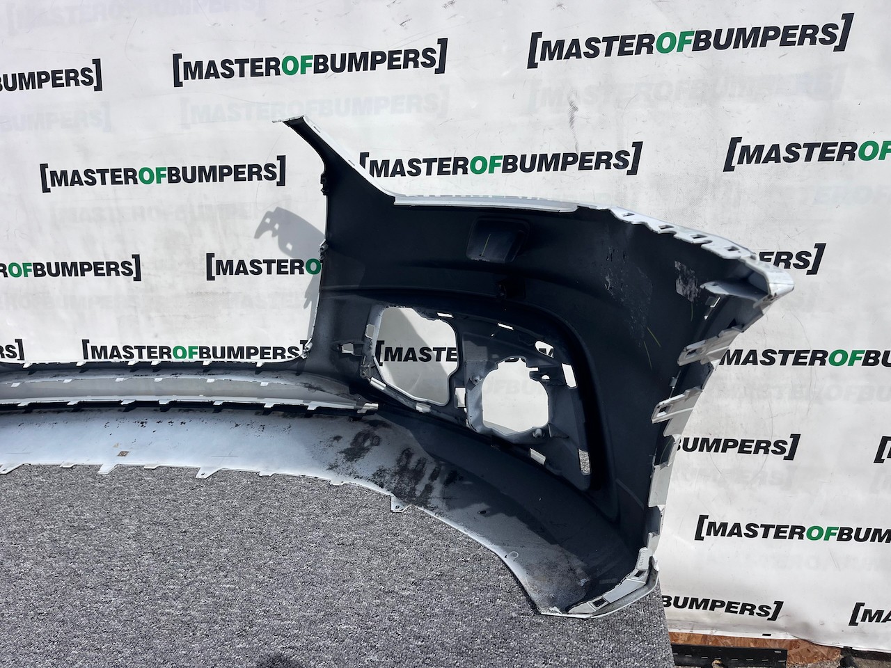 Audi Q3 S-line Suv 2011-2014 Front Bumper 4 Pdc Genuine [a808]