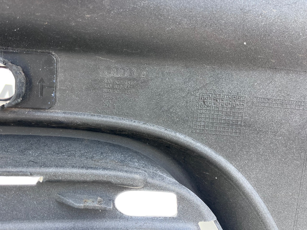 Audi Q3 S-line Suv 2011-2014 Front Bumper 4 Pdc Genuine [a808]