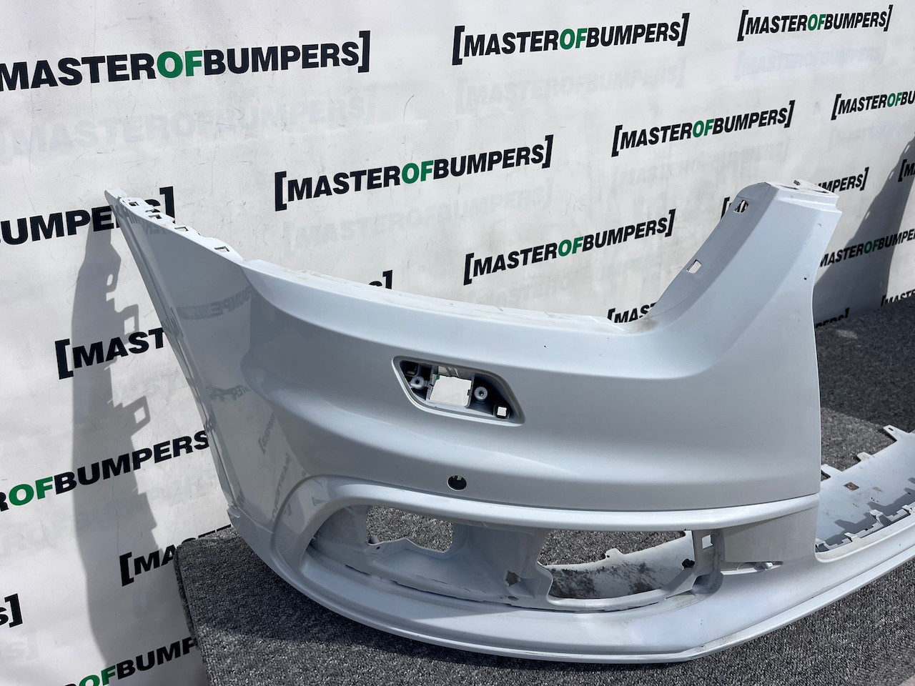 Audi Q3 S-line Suv 2011-2014 Front Bumper 4 Pdc Genuine [a808]