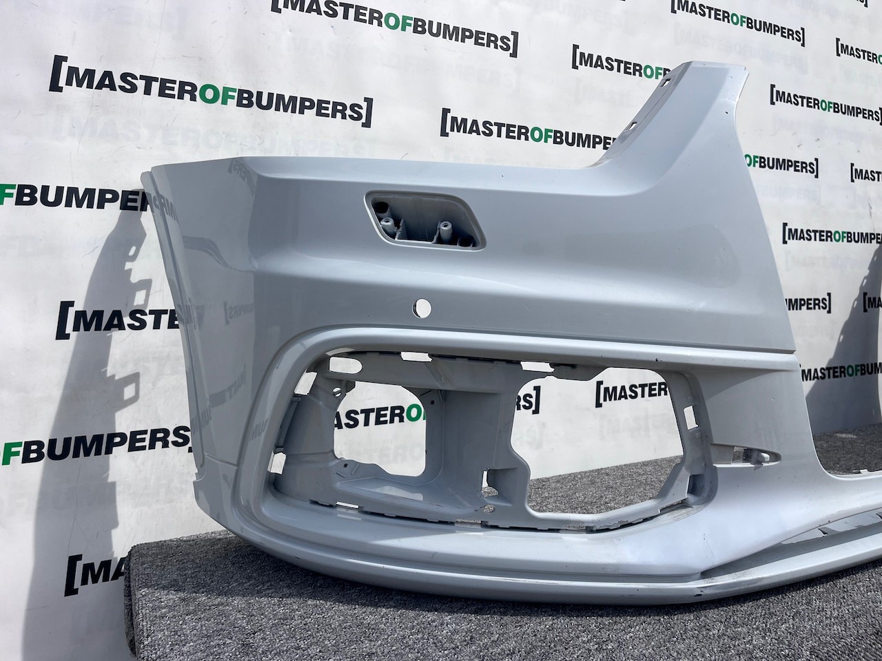 Audi Q3 S-line Suv 2011-2014 Front Bumper 4 Pdc Genuine [a808]