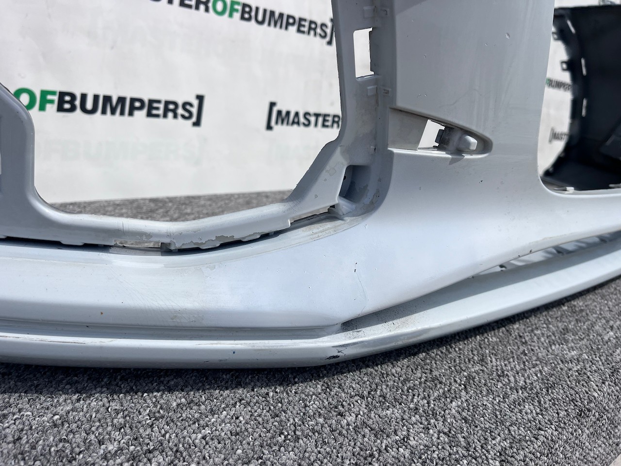 Audi Q3 S-line Suv 2011-2014 Front Bumper 4 Pdc Genuine [a808]