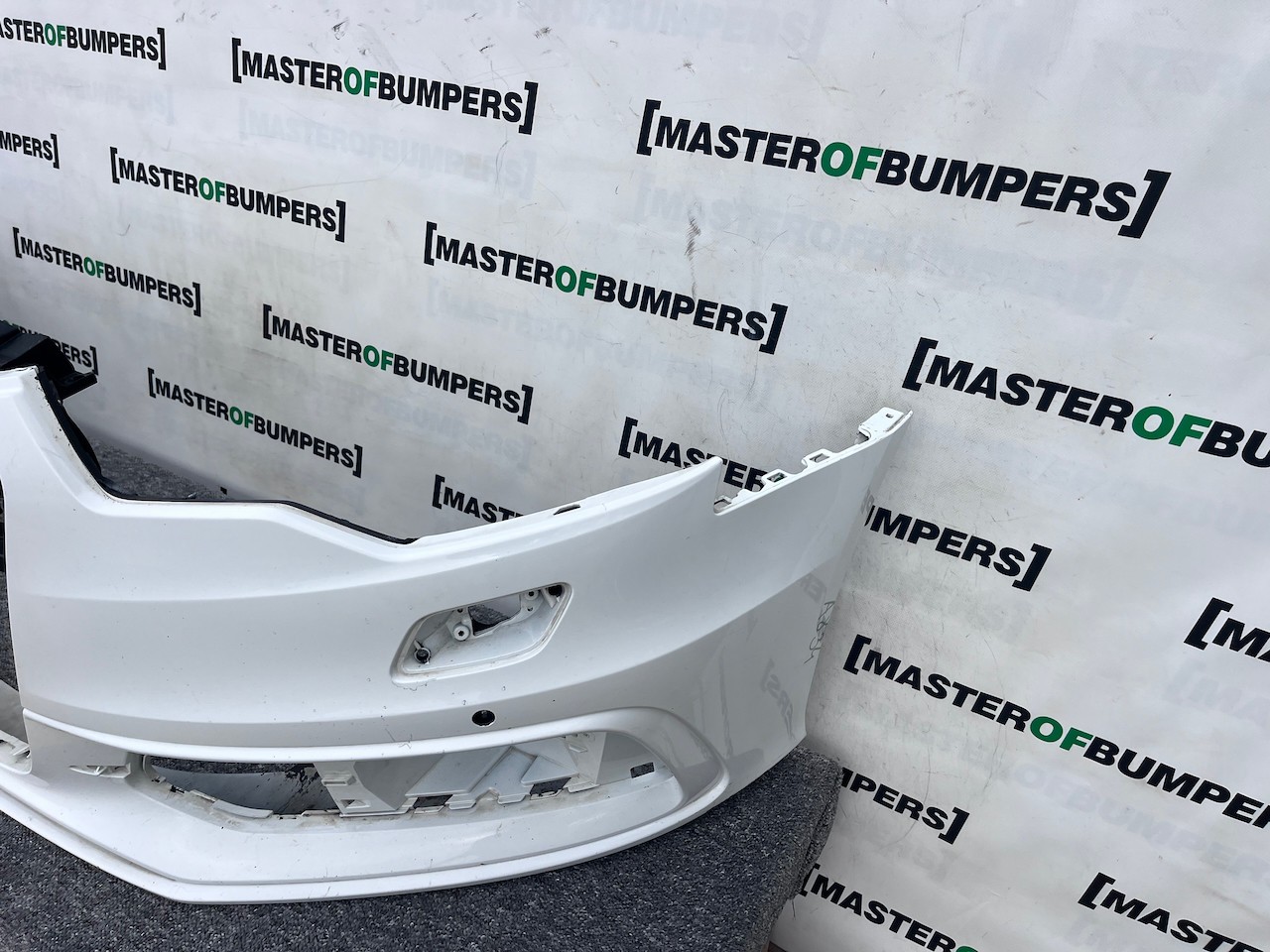 Audi S6 A6 S-line C7 Saloon Estate 2012-2014 Front Bumper 4 Pdc Genuine [a834]