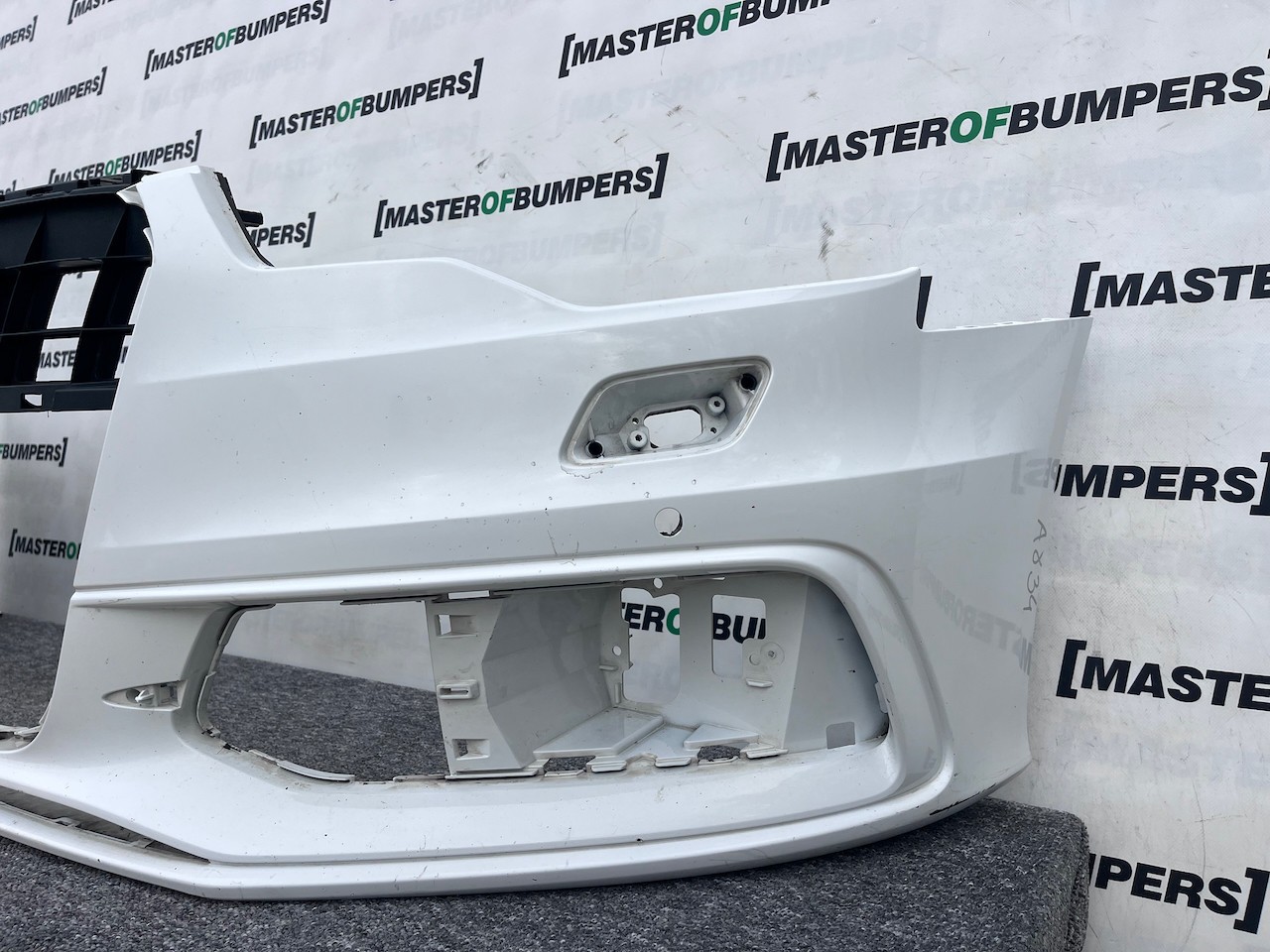 Audi S6 A6 S-line C7 Saloon Estate 2012-2014 Front Bumper 4 Pdc Genuine [a834]