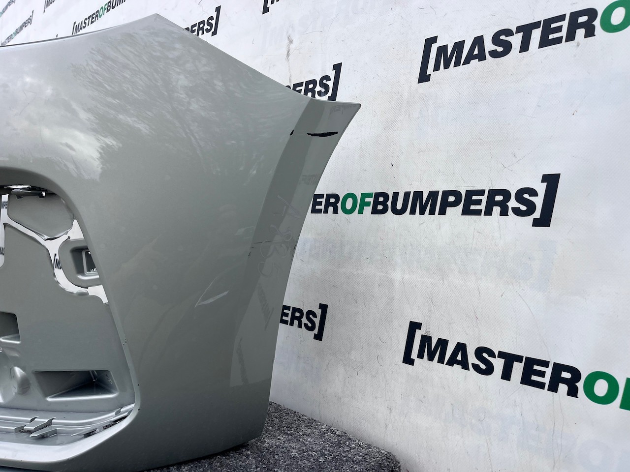 Audi A1 Technik Se Hatchback 2019-2023 Front Bumper Genuine [a835]