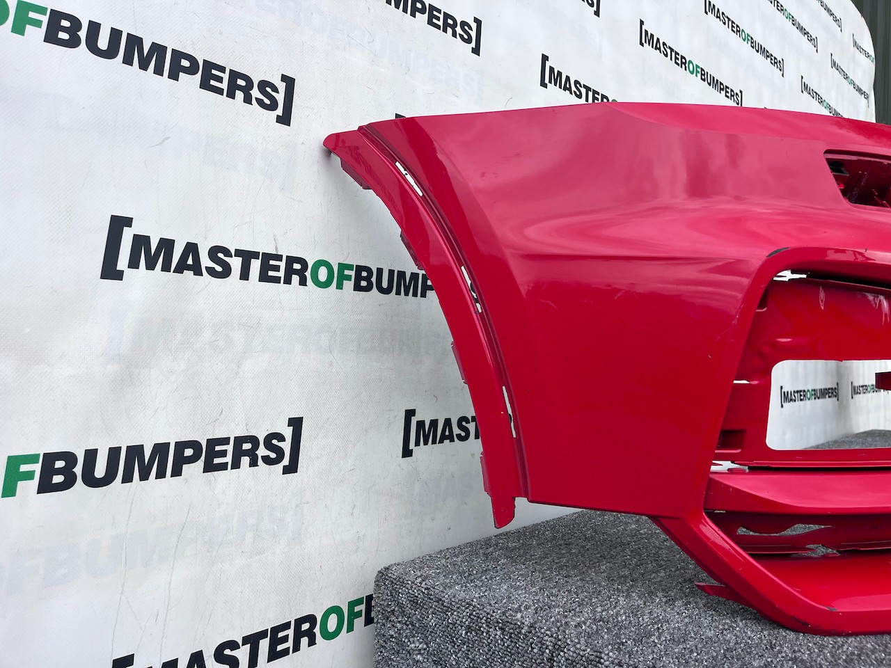 Audi Q3 S Line Edition Competition 2015-2018 Front Bumper 4 Pdc Genuine [a843]