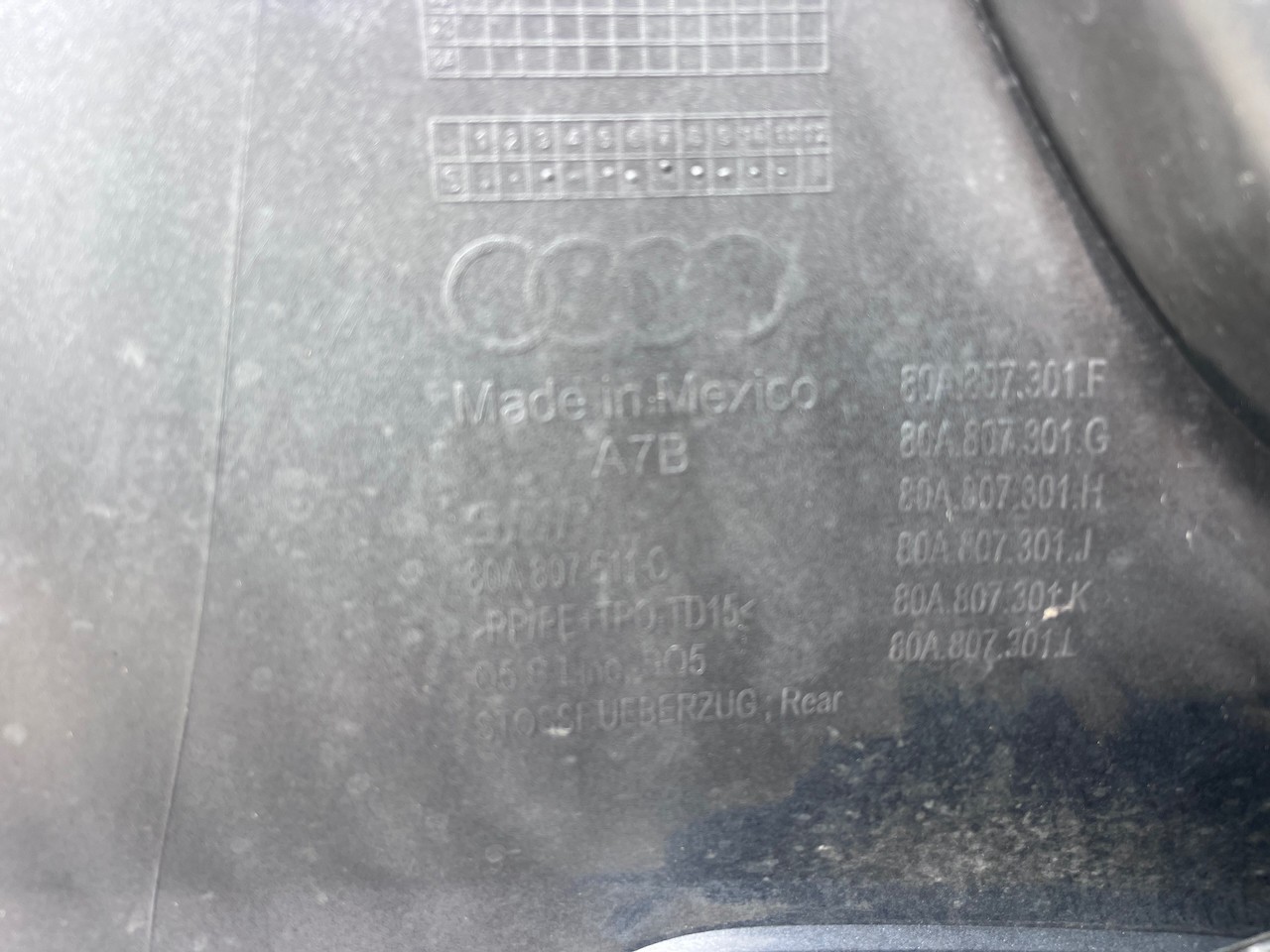 Audi Q5 S Line Sq5 Mk 2017-2020 Rear Bumper W/ Diffuser 4 Pdc Genuine [a866]