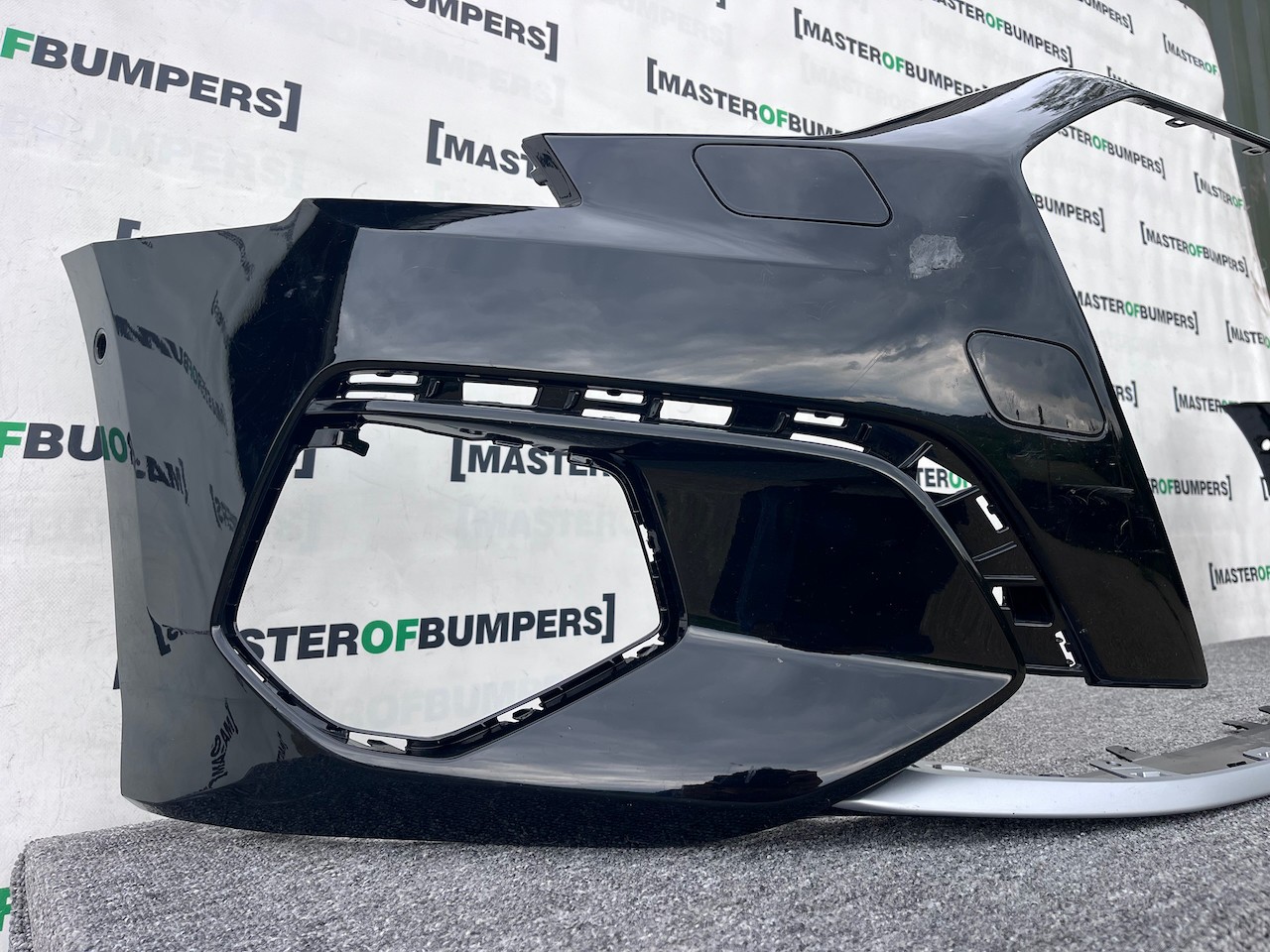 Audi A3 Se Technik 8y Hatchback 2020-20223 Front Bumper 6 Pdc Genuine [a852]