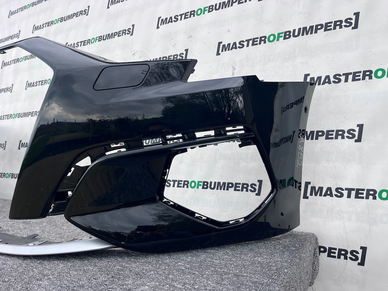 Audi A3 Se Technik 8y Hatchback 2020-20223 Front Bumper 6 Pdc Genuine [a852]