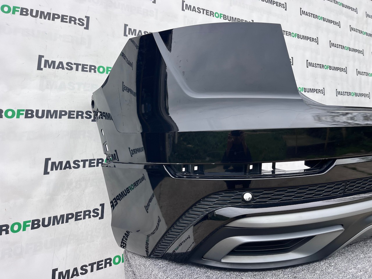 Audi Q8 S Line Quattro Suv 2019-2023 Rear Bumper 6 Pdc Genuine [a886]