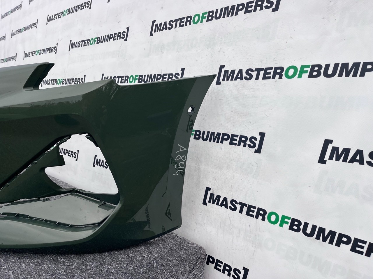 Audi A3 Sport Se 8y Facelift 2024-2026 Front Bumper 6 Pdc + Jets Genuine [a894]