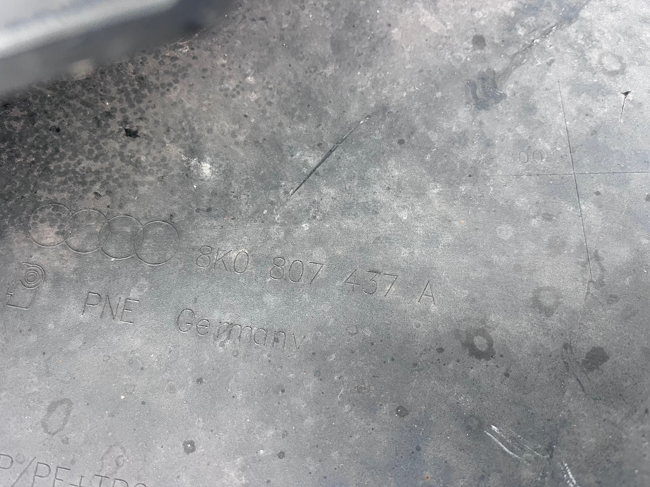 Audi A4 Se B8 Saloon Estate 2008-2011 Front Bumper No Pdc Genuine [a921]