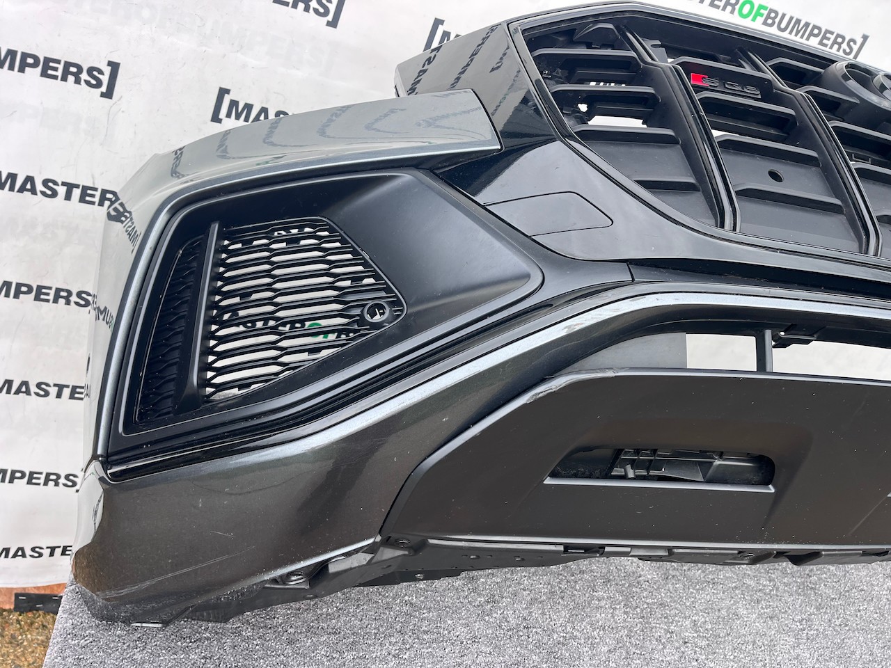 Audi Sq8 S Line Black Edition Suv 2019-2023 Front Bumper 6 Pdc Genuine [a924]