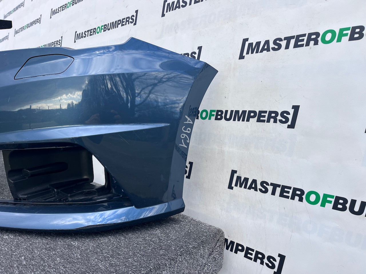 Audi A1 S-line Hatchback Lift 2015-2018 Front Bumper No Pdc Genuine [a961]