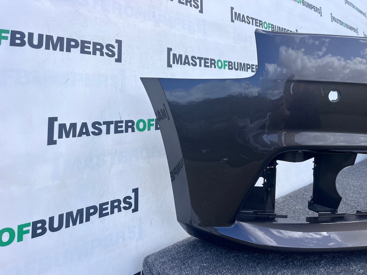 Audi A4 Se Saloon Avant Estate 2016-2018 Front Bumper 4 Pdc Genuine [a967]