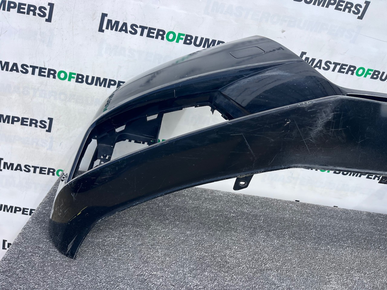 Audi A4 Se Saloon Estate B9 2016-2019 Front Bumper No Pdc Genuine [a983]