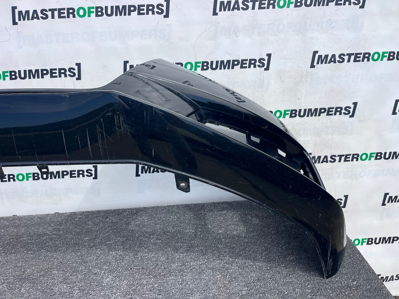 Audi A4 Se Saloon Estate B9 2016-2019 Front Bumper No Pdc Genuine [a983]