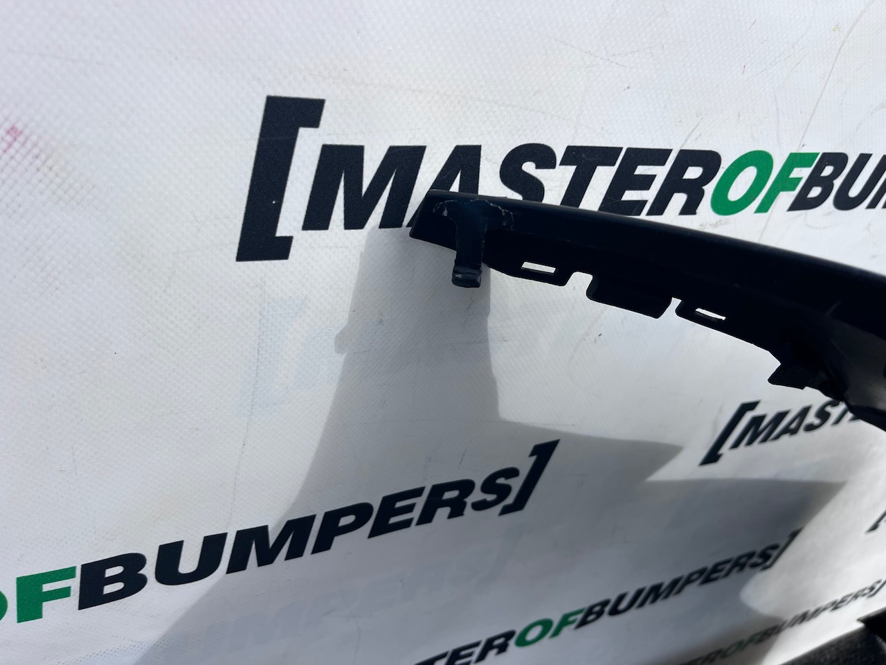 Audi A4 Se Saloon Estate B9 2016-2019 Front Bumper No Pdc Genuine [a983]