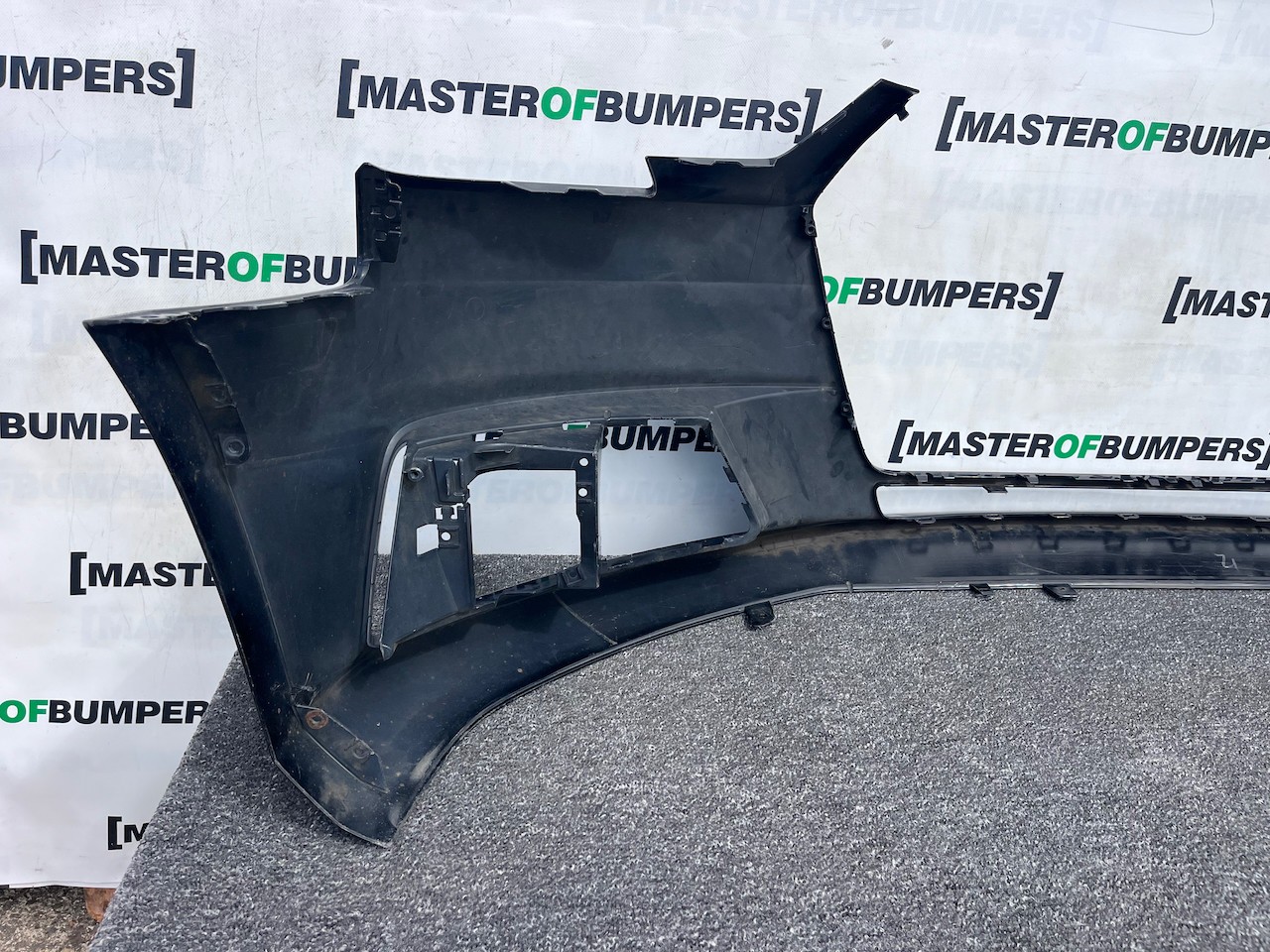 Audi A4 Se Saloon Estate B9 2016-2019 Front Bumper No Pdc Genuine [a983]