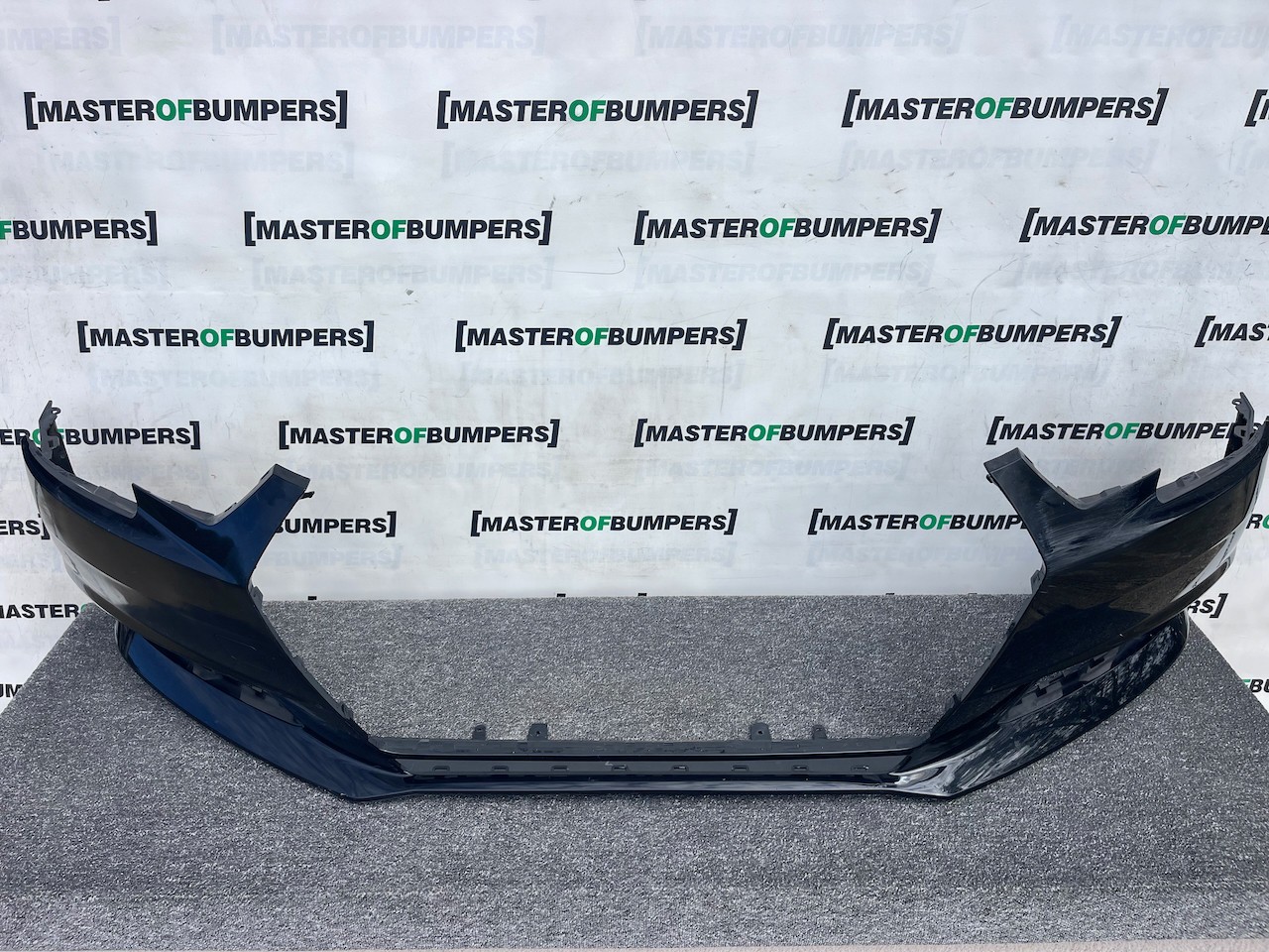 Audi A4 Se Saloon Estate B9 2016-2019 Front Bumper No Pdc Genuine [a983]