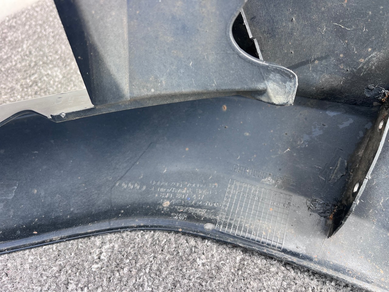 Audi A4 Se Saloon Estate B9 2016-2019 Front Bumper No Pdc Genuine [a983]