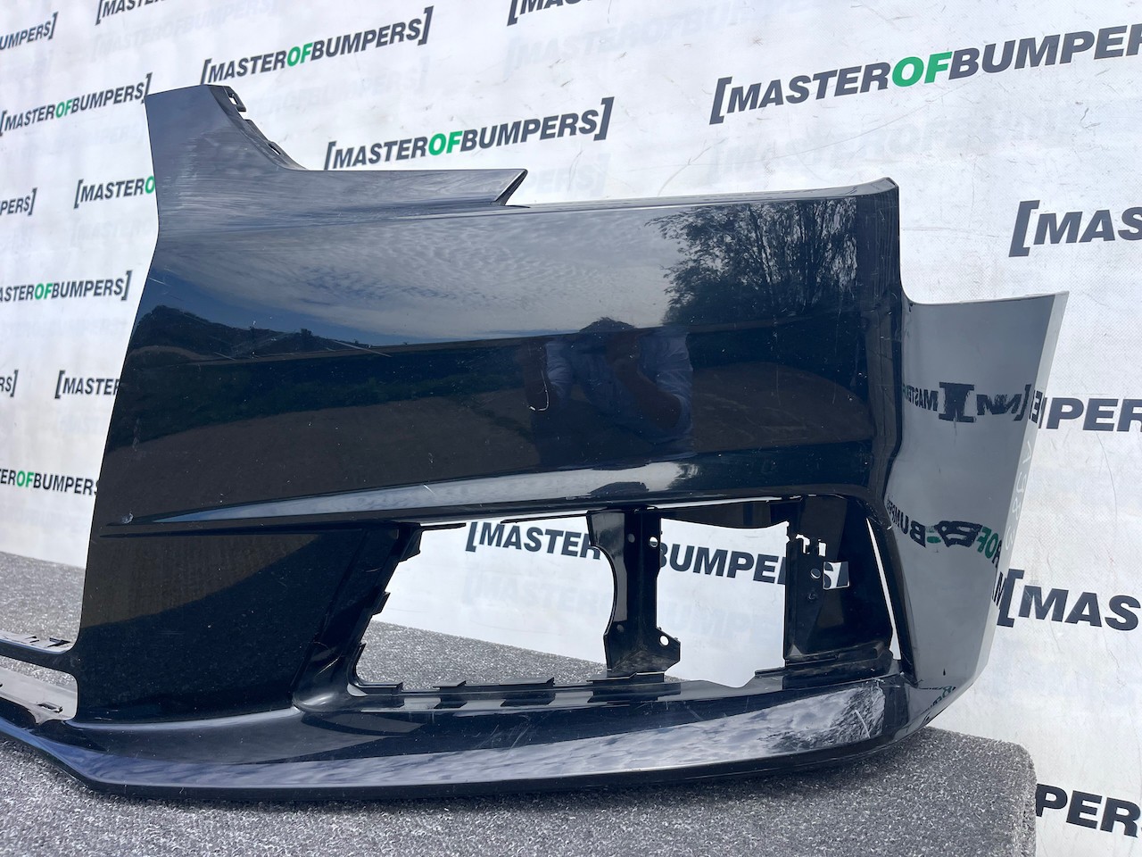 Audi A4 Se Saloon Estate B9 2016-2019 Front Bumper No Pdc Genuine [a983]