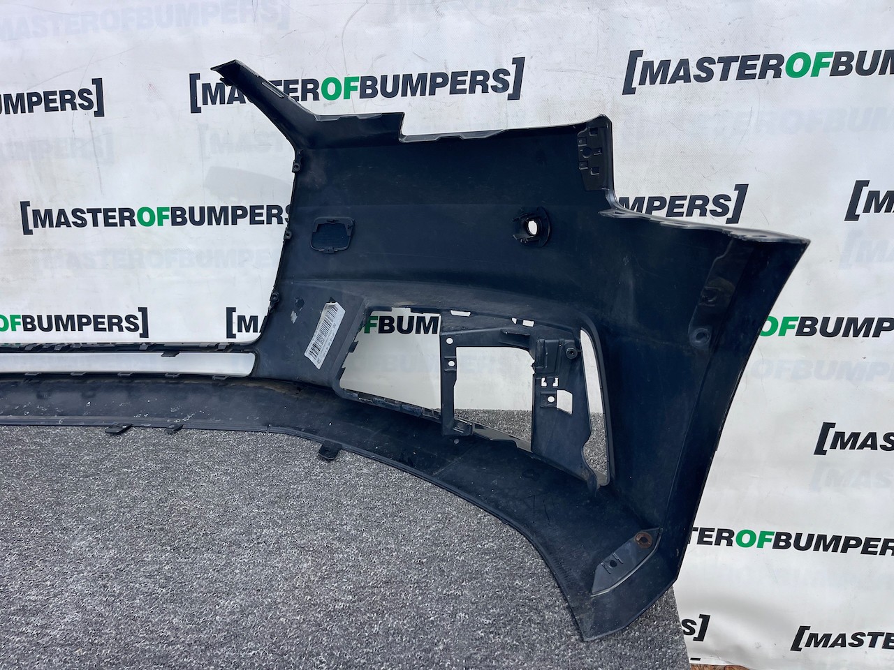 Audi A4 Se Saloon Estate B9 2016-2019 Front Bumper 4 Pdc Genuine [a982]