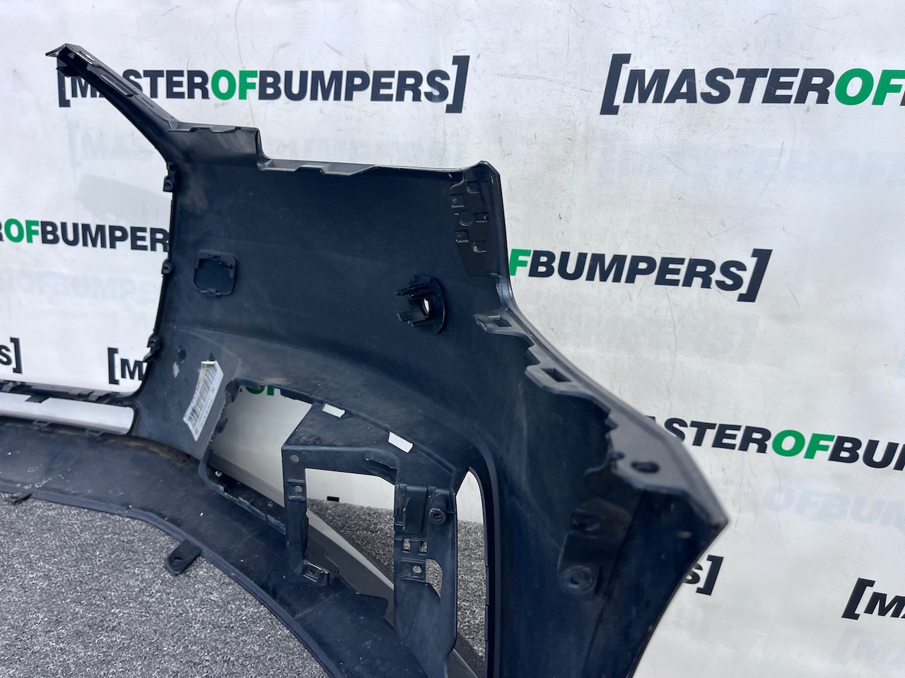 Audi A4 Se Saloon Estate B9 2016-2019 Front Bumper 4 Pdc Genuine [a982]