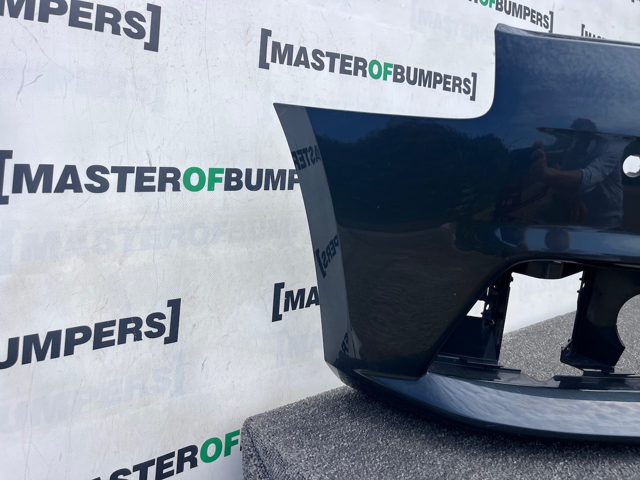 Audi A4 Se Saloon Estate B9 2016-2019 Front Bumper 4 Pdc Genuine [a982]