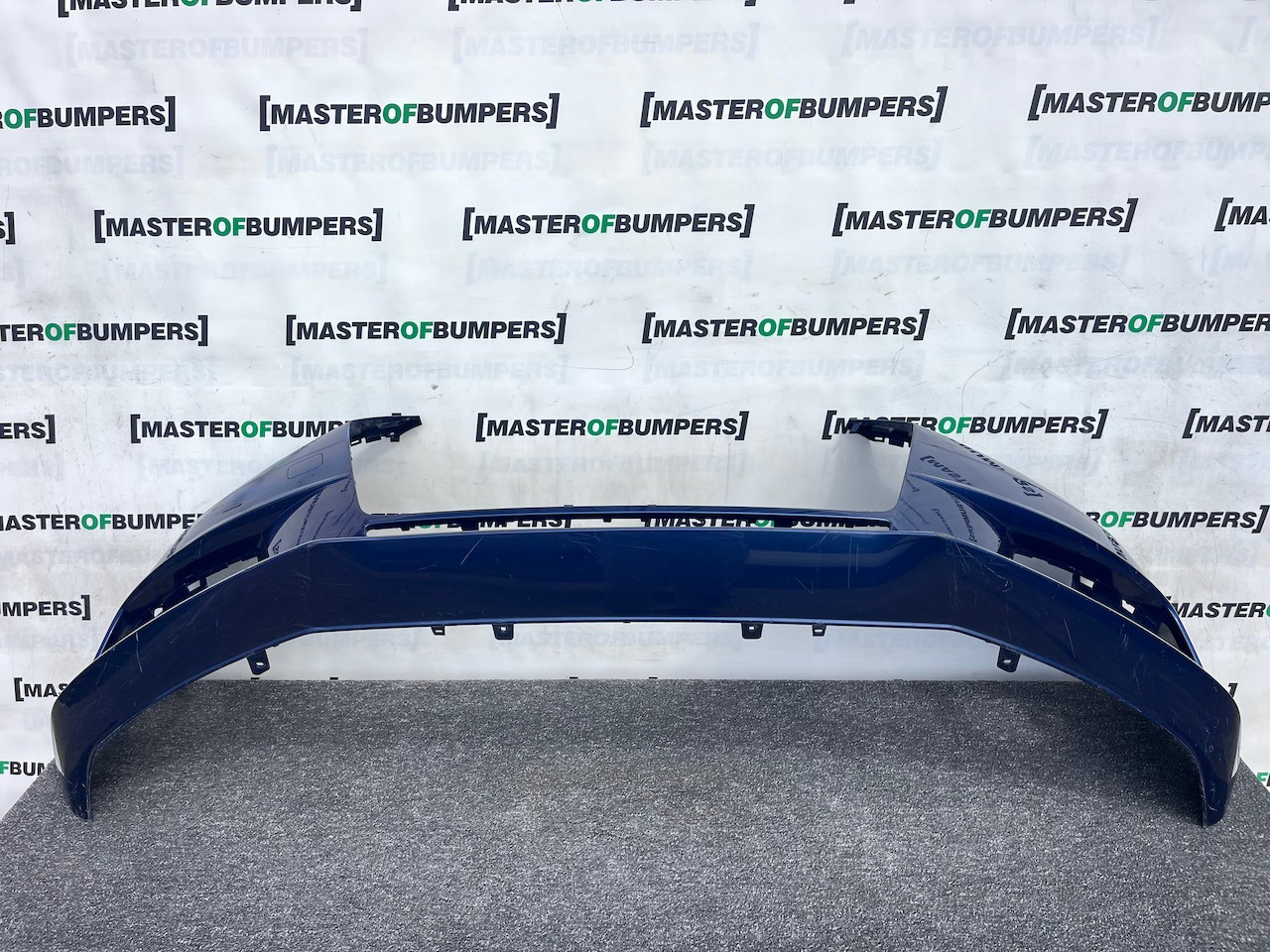 Audi A4 Se Saloon Estate B9 2016-2019 Front Bumper 4 Pdc Genuine [a985]