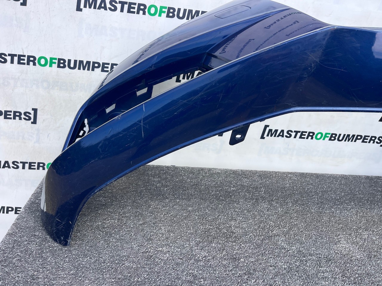 Audi A4 Se Saloon Estate B9 2016-2019 Front Bumper 4 Pdc Genuine [a985]